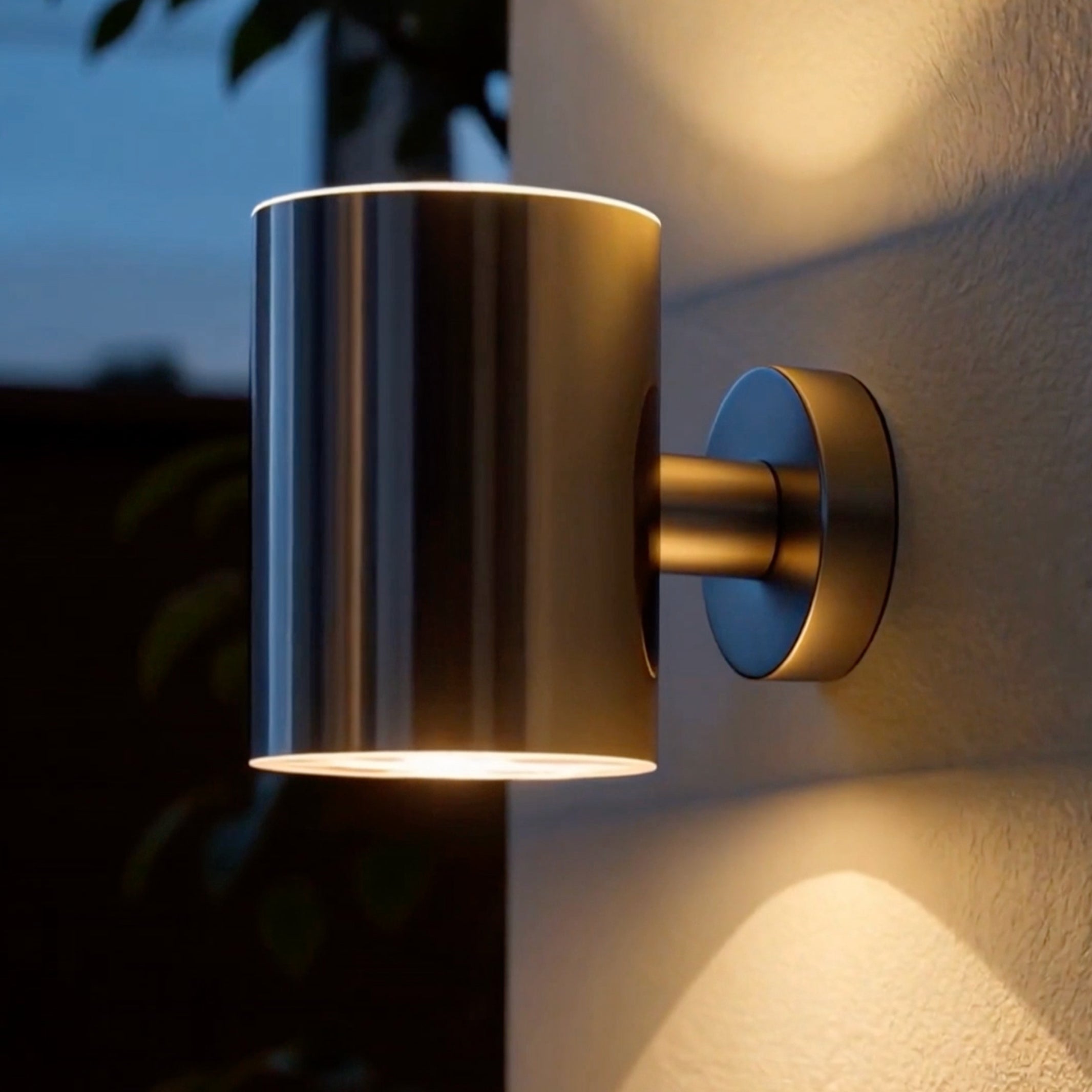 Solar Wall Fence Light Up & Down