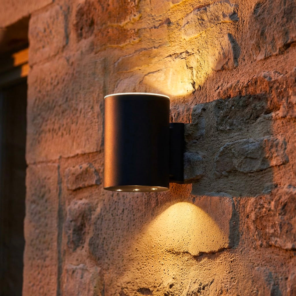 Monaco-solar-up-down-light-ip65