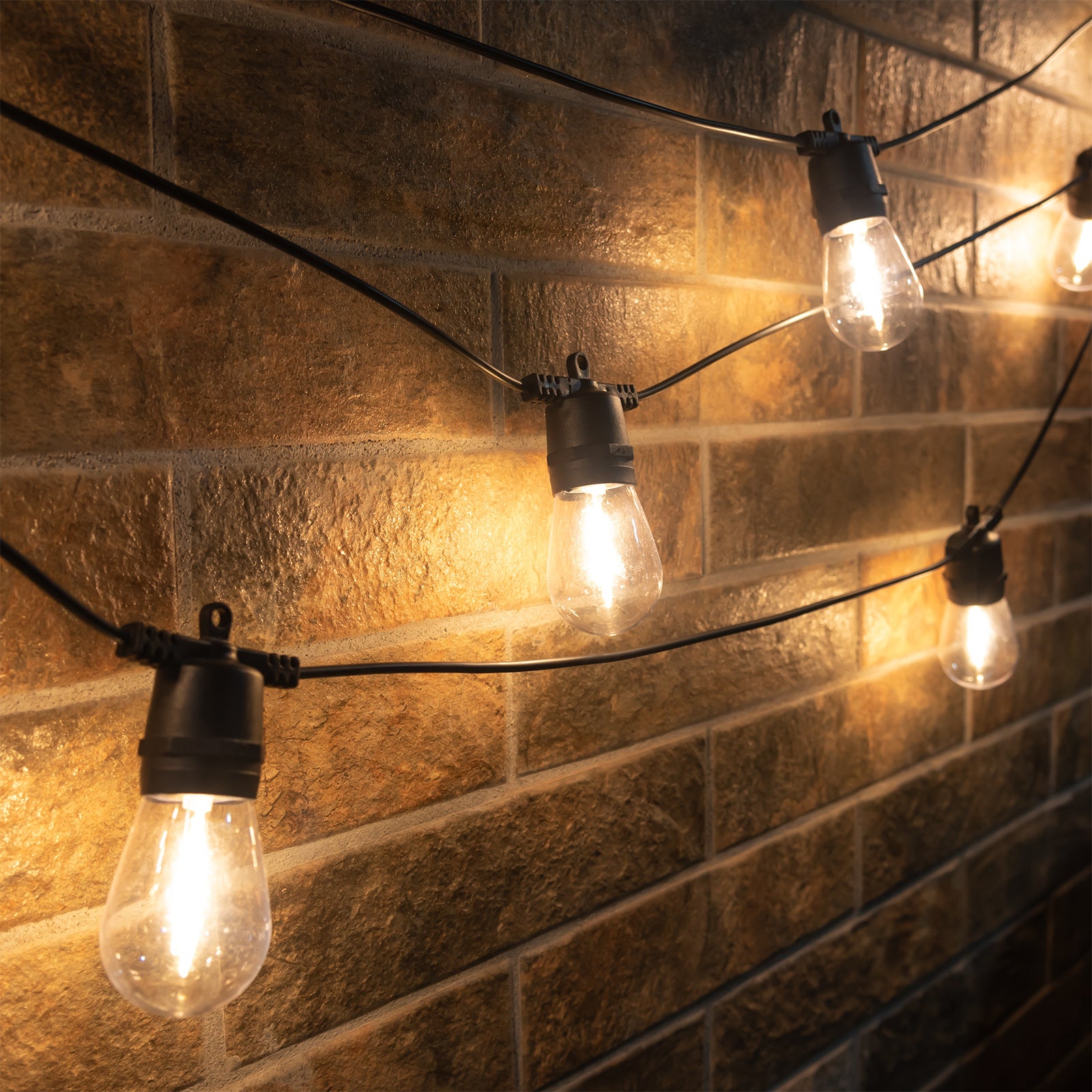 Outdoor Nova String Lighting Solar Powered