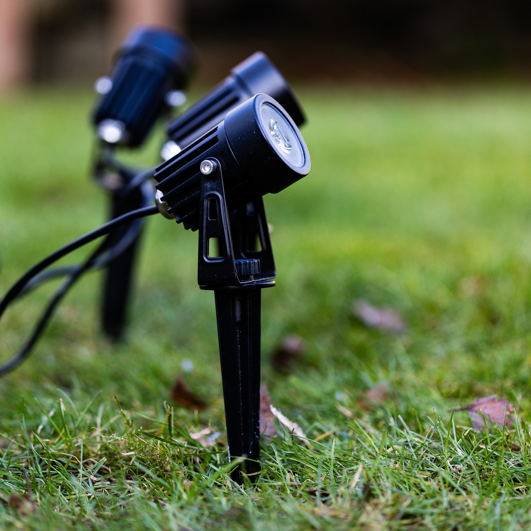 Solar Garden Spotlights Ultra Bright Heavy Duty Black x2 Spotlights IP65 Rated