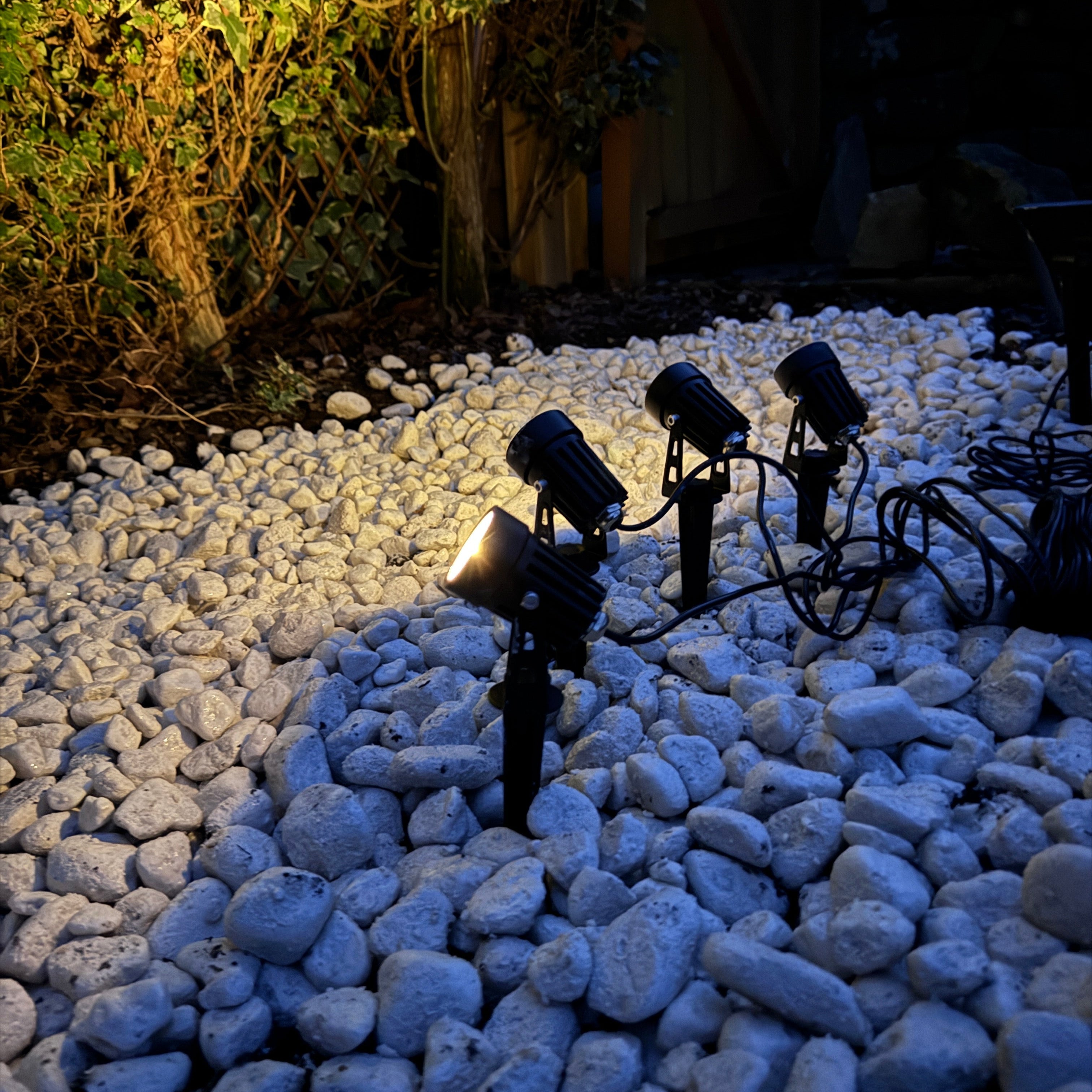 Solar Garden Spotlights Ultra Bright Heavy Duty Black x4 Spotlights IP65 Rated