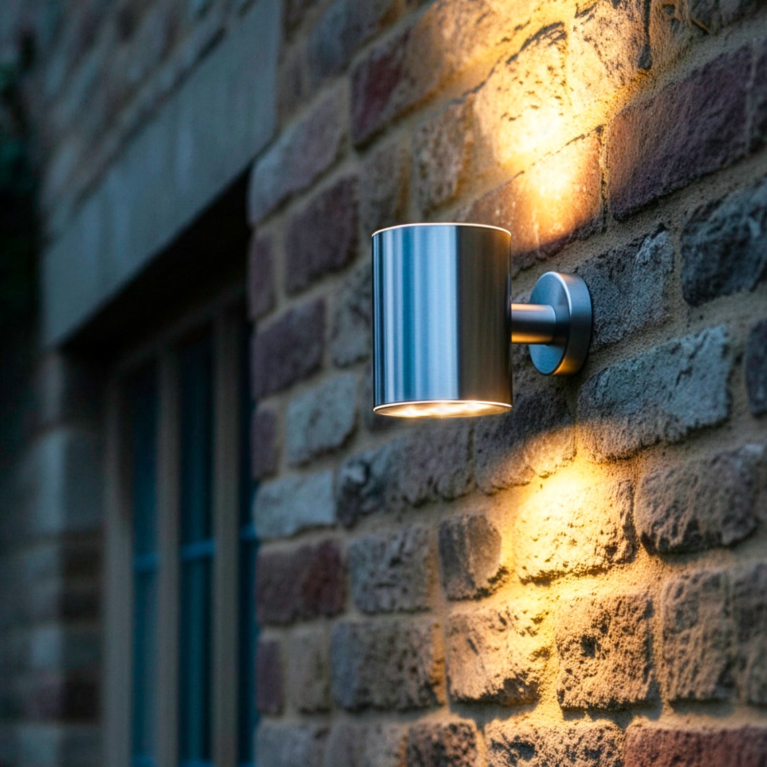 Fairfax Solar Up & Down Wall Light IP65